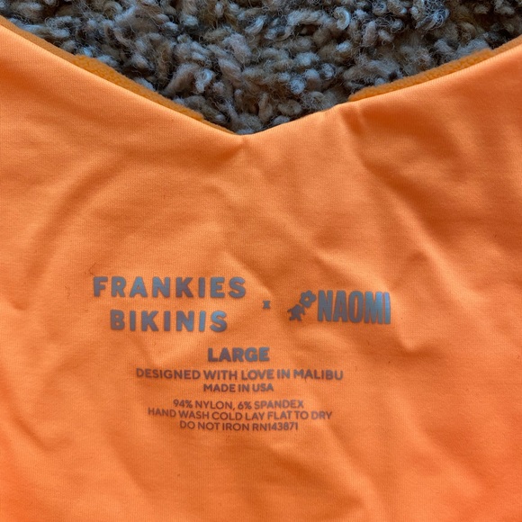 Foxy string top and Enzo cheeky bottom - Picture 3 of 6